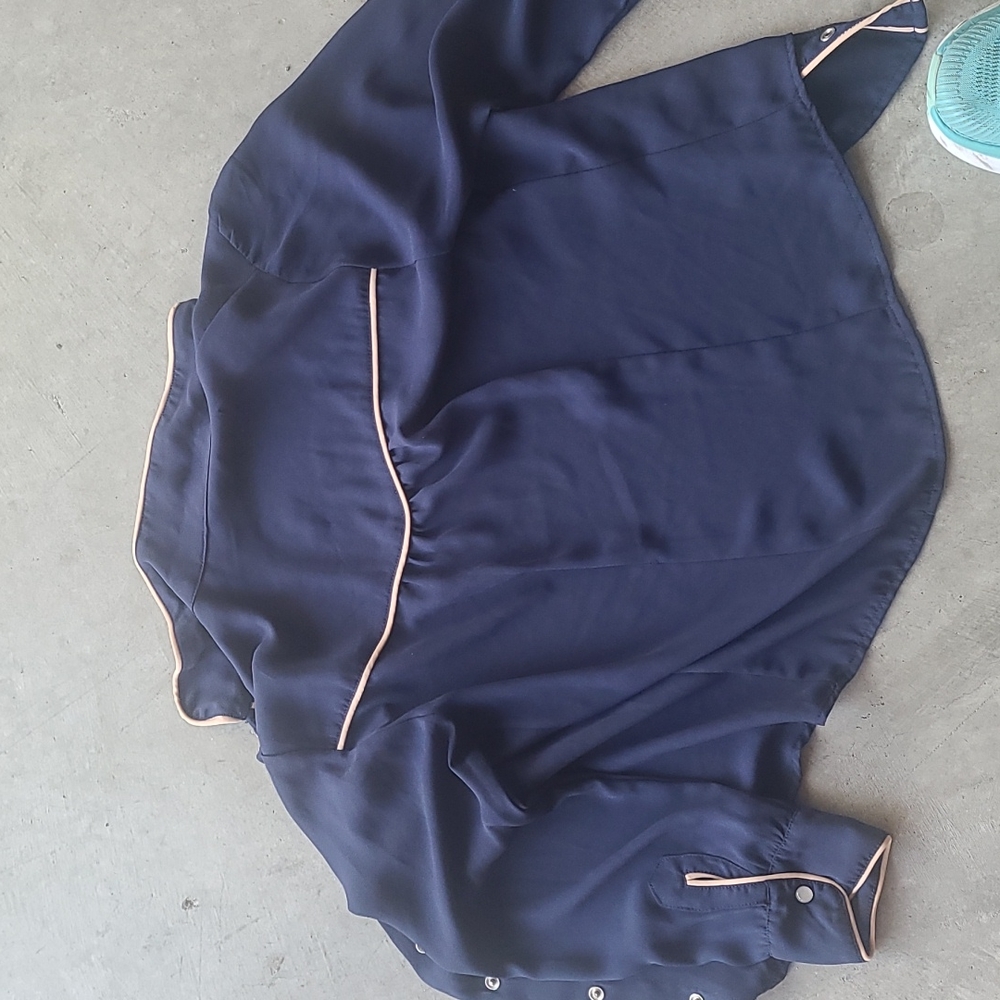 Blouse - Picture 3 of 3